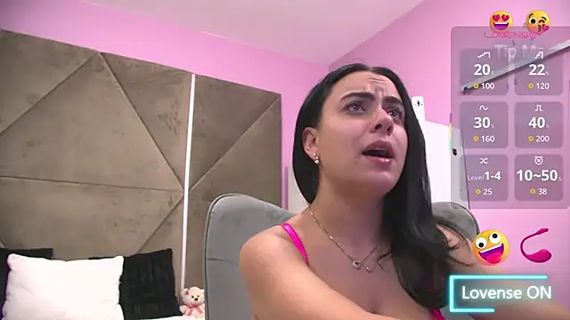 ElyzaIbarra online show from 11-15-25, 05:38