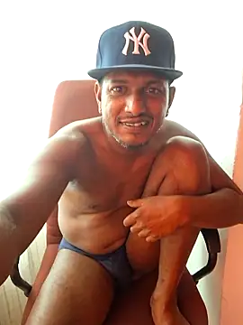 Snapshot of dmancams1874 chatting on 10-08-25, 01:53 dmancams1874 online show from 10-08-25, 01:53