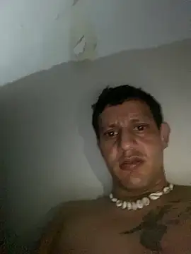 Snapshot of Kronx_el_destrosador chatting on 06-17-26, 05:10 Kronx el destrosador online show from 06-17-26, 05:10