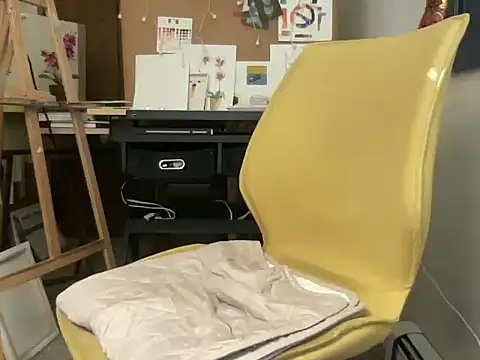 naughtyonbicycle online show from 09-18-25, 01:46