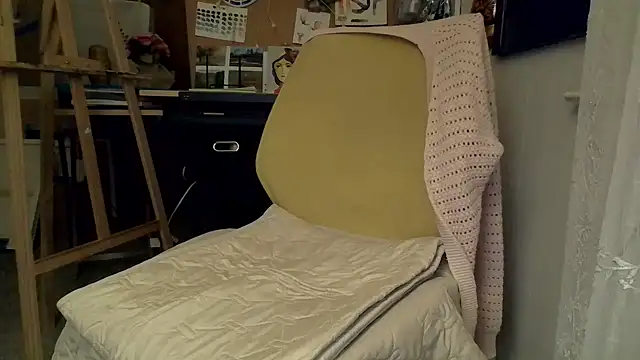 naughtyonbicycle online show from 05-02-26, 01:21