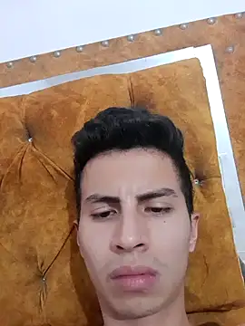 Velk hot online show from 12-04-24, 03:32