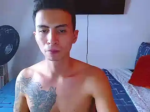 Velk hot online show from 04-30-26, 08:26