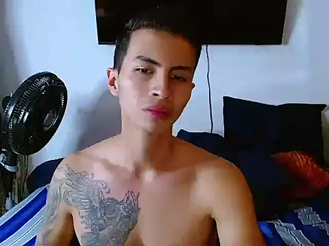 Snapshot of Velk_hot chatting on 07-28-26, 11:50 Velk hot online show from 07-28-26, 11:50