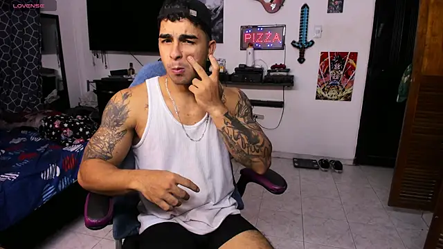 cJuan111 online show from 03-23-25, 01:09