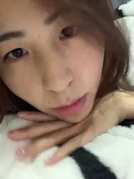 Snapshot of Aimeil chatting on 12-12-24, 06:47 Aimeil online show from 12-12-24, 06:47