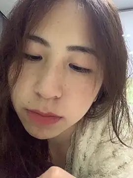 Snapshot of Aimeil chatting on 12-26-24, 02:37 Aimeil online show from 12-26-24, 02:37