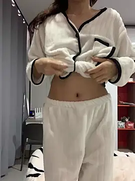 Snapshot of Aimeil chatting on 03-09-25, 07:56 Aimeil online show from 03-09-25, 07:56