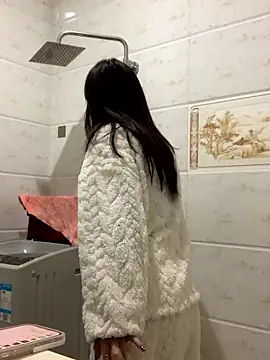 Snapshot of Aimeil chatting on 01-13-26, 02:00 Aimeil online show from 01-13-26, 02:00