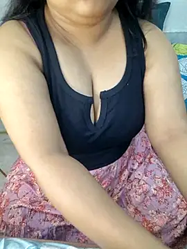 Snapshot of RDX_BOY28 chatting on 11-12-25, 01:22 RDX BOY28 online show from 11-12-25, 01:22