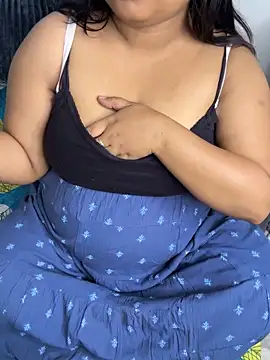 Snapshot of RDX_BOY28 chatting on 11-18-25, 05:56 RDX BOY28 online show from 11-18-25, 05:56