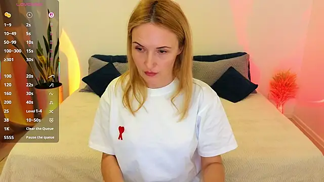 AlisssaRose online show from 02-26-26, 07:35