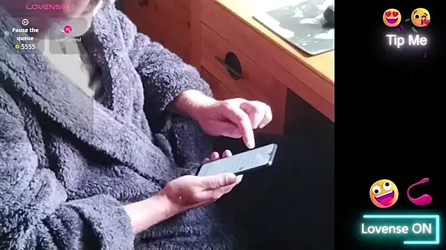 Adamdaddybear online show from 09-13-25, 08:25