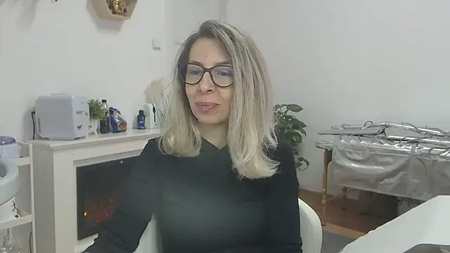 SukyGirl online show from 02-28-25, 09:47