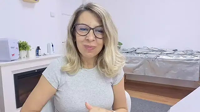 SukyGirl online show from 03-13-25, 08:48