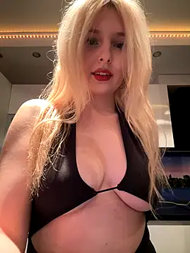 Snapshot of XMelissaX chatting on 10-09-25, 08:29 XMelissaX online show from 10-09-25, 08:29