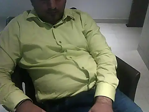 Snapshot of cryptoman1119 chatting on 02-21-26, 11:33 cryptoman1119 online show from 02-21-26, 11:33