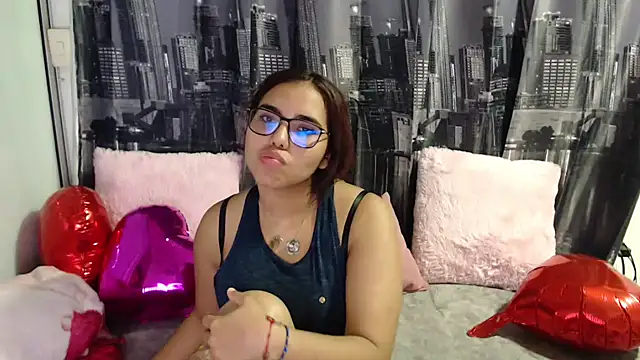 Miapeyton online show from 02-14-25, 02:28