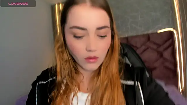 Lucia star   online show from 01-02-25, 01:19