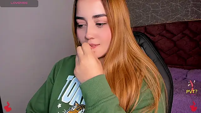 Lucia star   online show from 01-23-25, 10:54