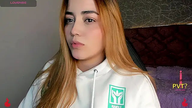 Lucia star   online show from 02-03-25, 07:21