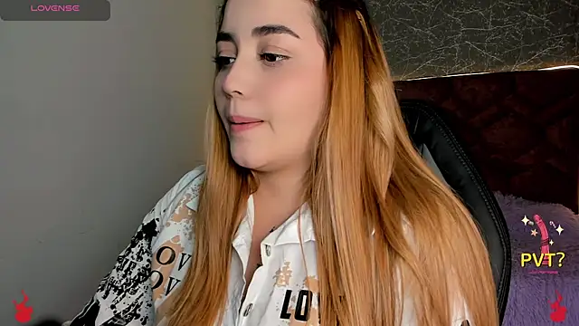 Lucia star   online show from 02-04-25, 07:33