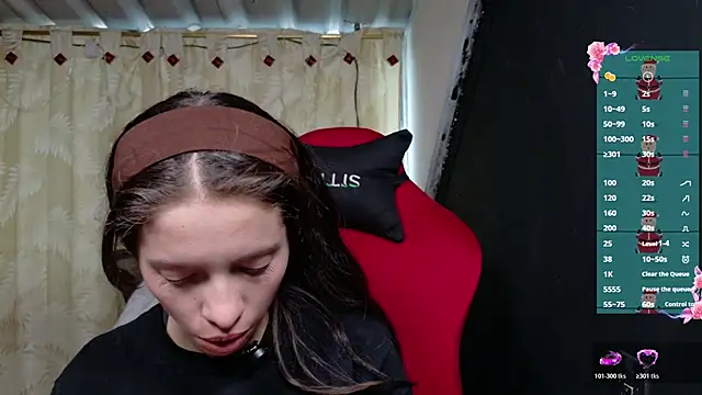 sweetdam12 online show from 12-18-25, 06:14