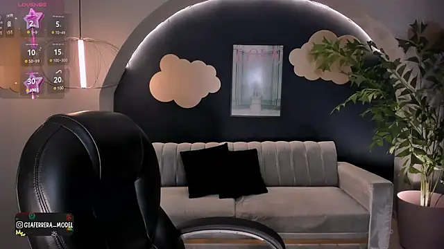 GiaFerrara online show from 03-19-25, 07:17