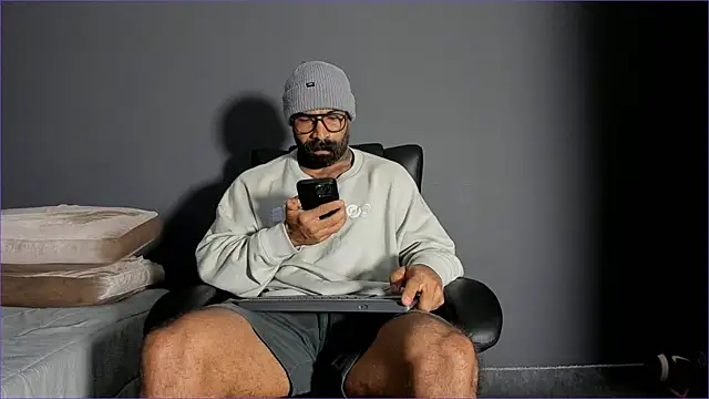 Brock hurn1 online show from 04-27-26, 01:53