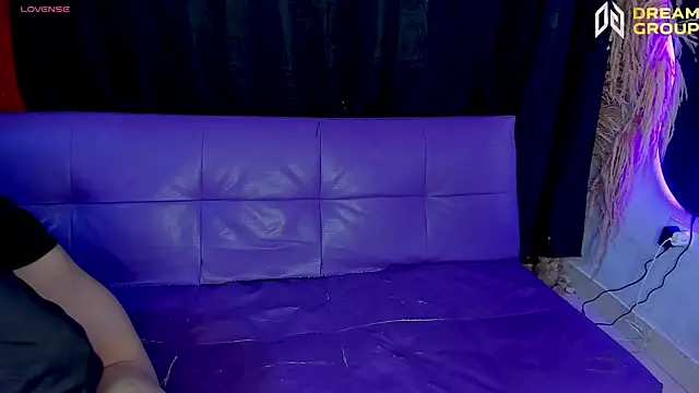 Yourslust  online show from 03-01-25, 11:37