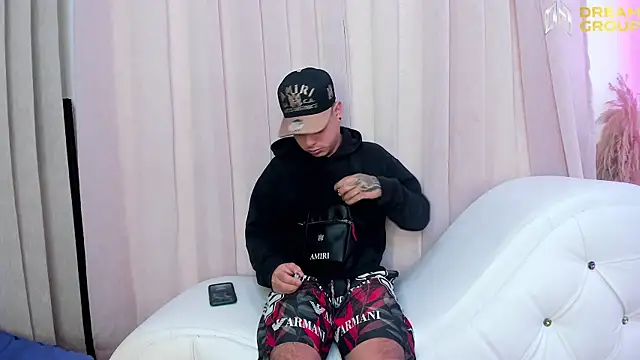 Yourslust  online show from 04-12-26, 02:33