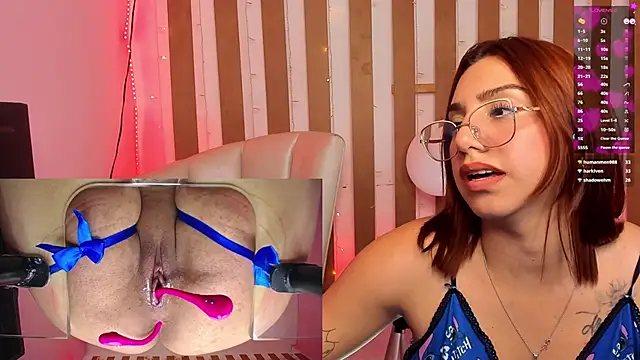Snapshot of CamilaVegas_ chatting on 03-03-25, 07:17 CamilaVegas online show from 03-03-25, 07:17