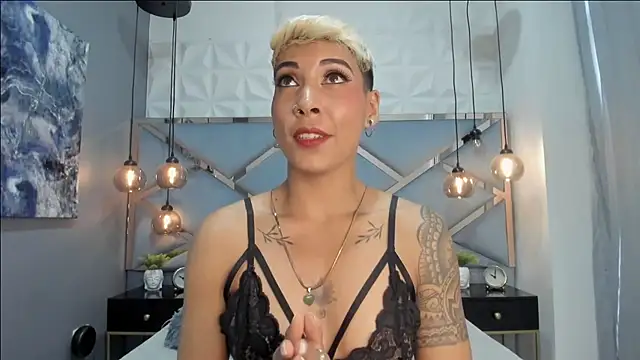 Snapshot of MiaMorgan_ chatting on 01-15-25, 03:07 MiaMorgan online show from 01-15-25, 03:07