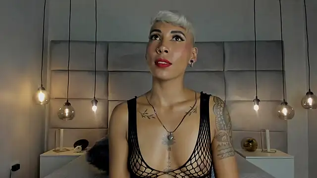 Snapshot of MiaMorgan_ chatting on 02-03-25, 06:07 MiaMorgan online show from 02-03-25, 06:07