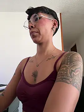 MiaMorgan  online show from 07-28-26, 02:46
