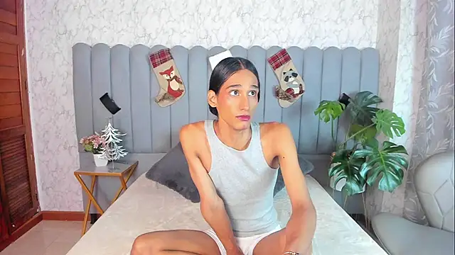 Snapshot of skyyfoxpraga chatting on 12-15-25, 12:09 skyyfoxpraga online show from 12-15-25, 12:09