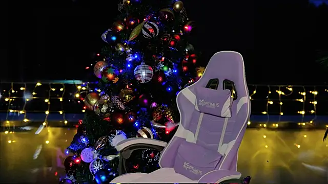 Snapshot of Dolce--Mia---Bianchi__07 chatting on 11-27-25, 06:04 Dolce--Mia---Bianchi 07 online show from 11-27-25, 06:04