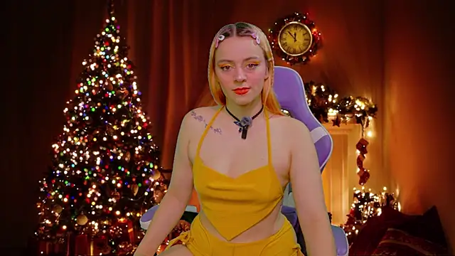 Snapshot of Dolce--Mia---Bianchi__07 chatting on 12-03-25, 06:43 Dolce--Mia---Bianchi 07 online show from 12-03-25, 06:43