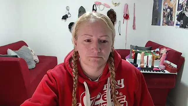 emperabigbootybigass online show from 12-22-25, 12:13