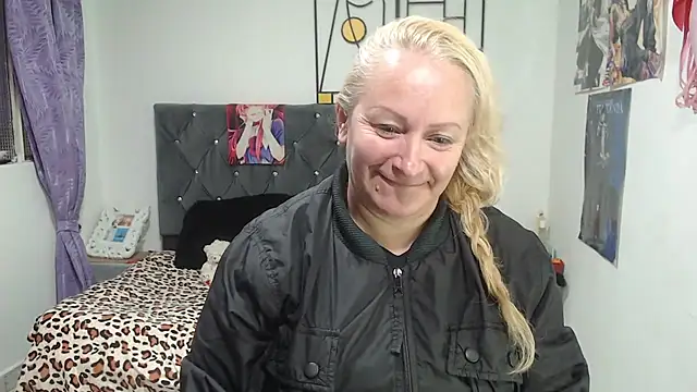 emperabigbootybigass online show from 07-16-26, 12:33