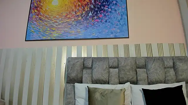 nova lane online show from 04-13-26, 08:03