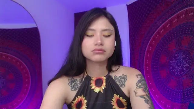 Snapshot of _Valkyrie chatting on 03-17-26, 05:38 Valkyrie online show from 03-17-26, 05:38