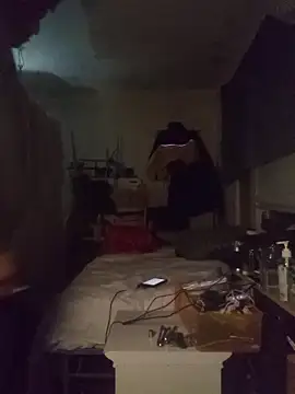 DevinToore online show from 04-30-26, 04:52