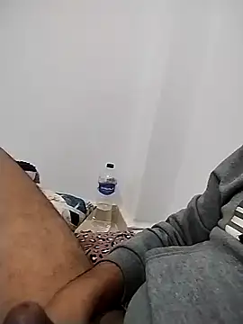 Snapshot of afeshakhak chatting on 12-19-24, 11:18 afeshakhak online show from 12-19-24, 11:18