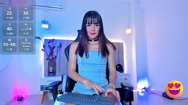 Snapshot of LizSheibaum chatting on 02-10-25, 02:30 LizSheibaum online show from 02-10-25, 02:30