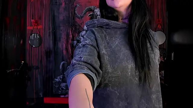 Kylie-fox online show from 06-05-26, 01:01