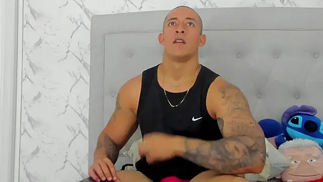 luigiferrara online show from 10-23-25, 06:28