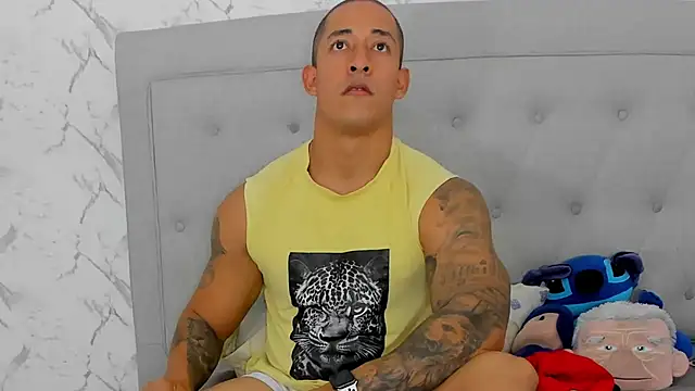 luigiferrara online show from 12-01-25, 02:49