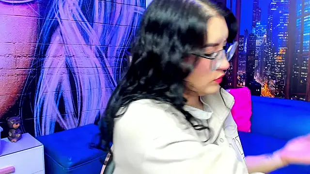 Snapshot of Violetaa_diazz chatting on 12-06-24, 09:13 Violetaa diazz online show from 12-06-24, 09:13