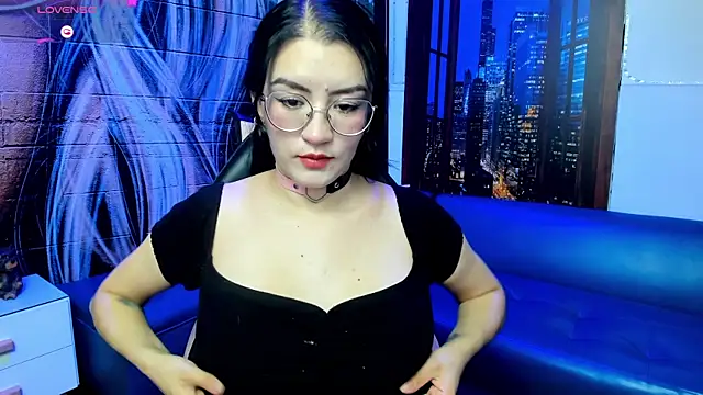 Snapshot of Violetaa_diazz chatting on 01-16-25, 09:08 Violetaa diazz online show from 01-16-25, 09:08